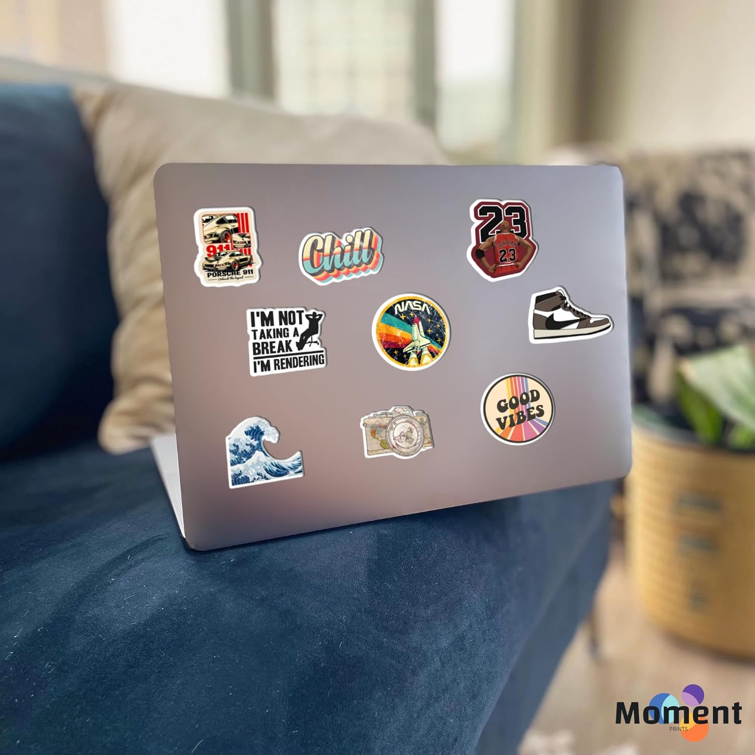 28Pcs Vintage Vinyl Stickers - Waterproof and Residue-Free for Laptops, Journals, Scrapbooks, Water Bottles, Guitars, and More, self-adhesive, 21 cm